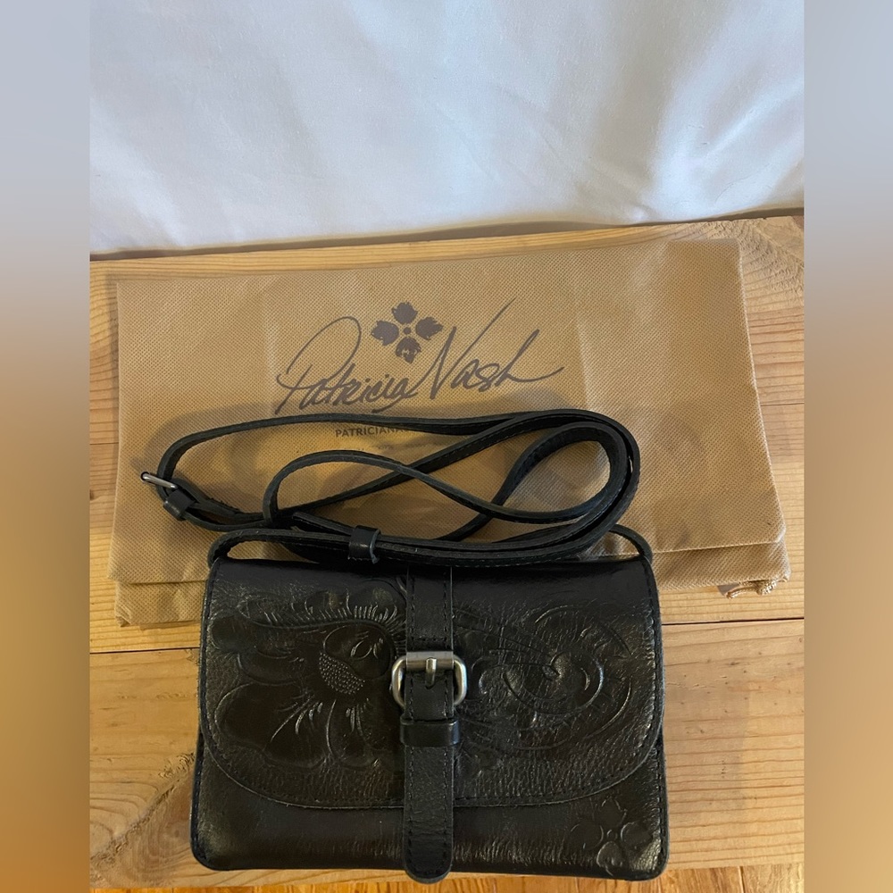 Patricia Nash Torri Black Tooled Leather Small Crossbody Purse
